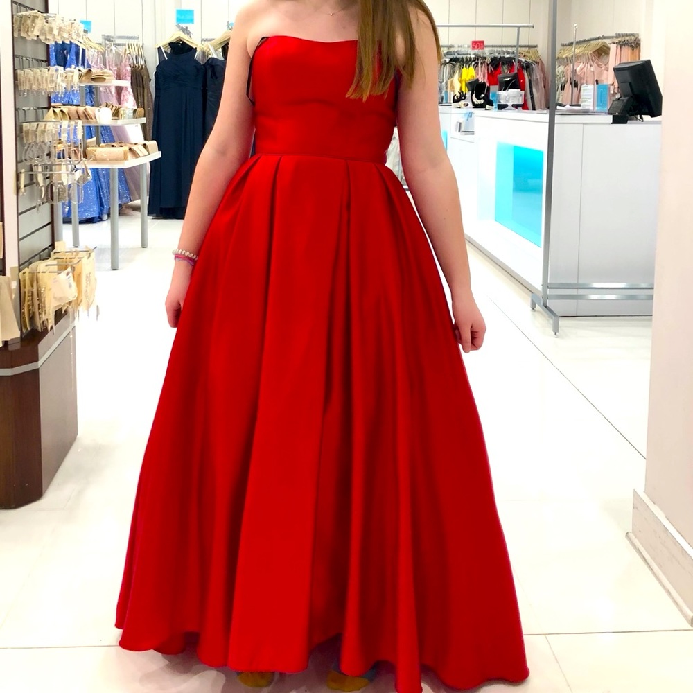 new never worn prom dress! beautiful high low